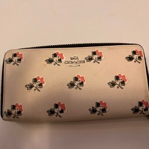 Coach zip around wallet -used